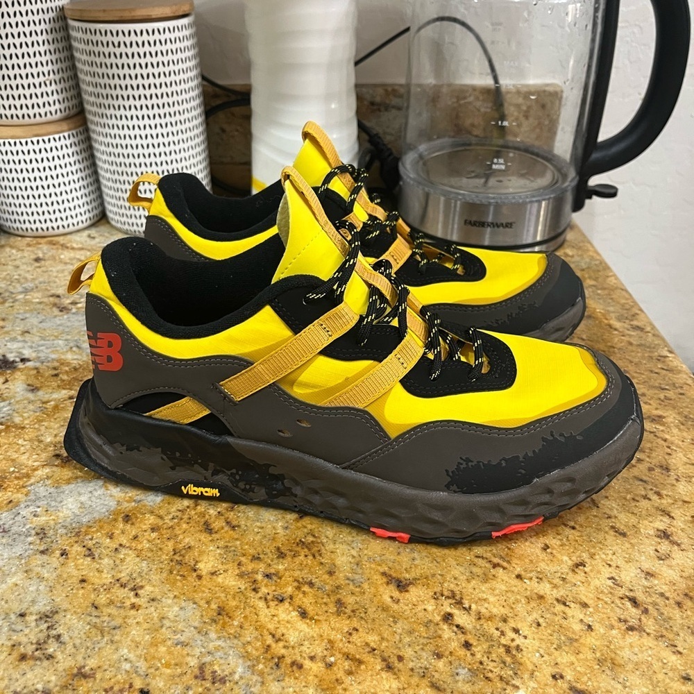 new‎ Balance 850-AT size 8